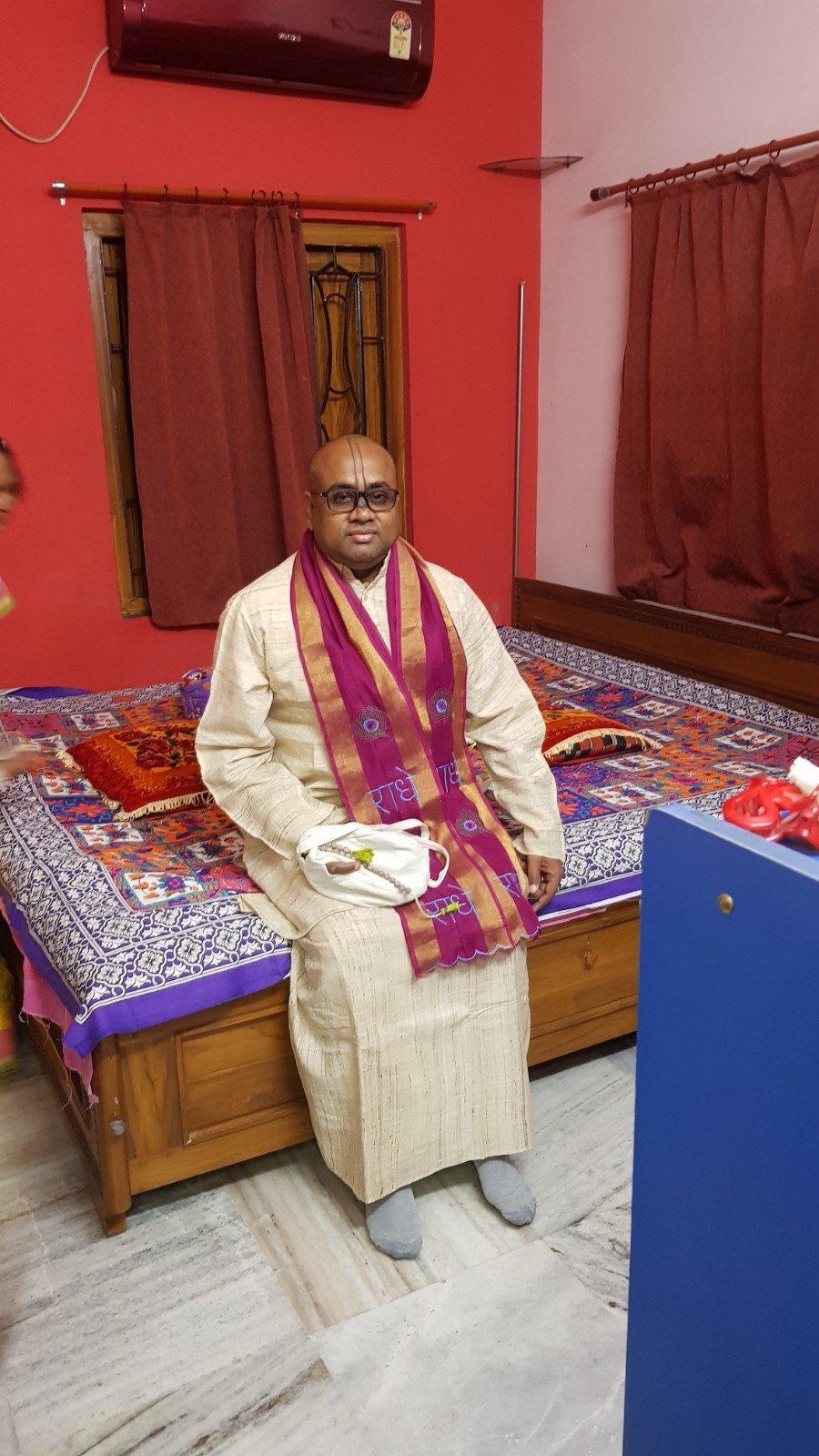  Visiting devotees. Asansol. 2019.11.18